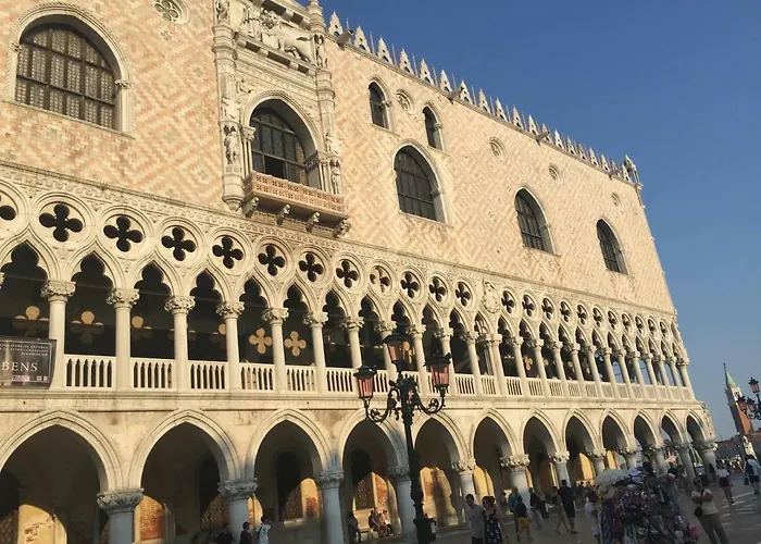 Апартаменты San Marco Square